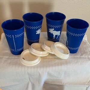 Moose travel cups
Circa 2013 blue Aladdin travel cups with lids
BPA free
16 oz